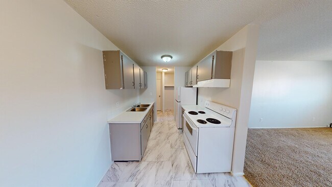 Photo - 9515-9100 100 Ave. Unit 304