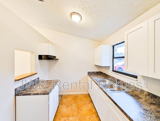 Indian Lakes Apartments
