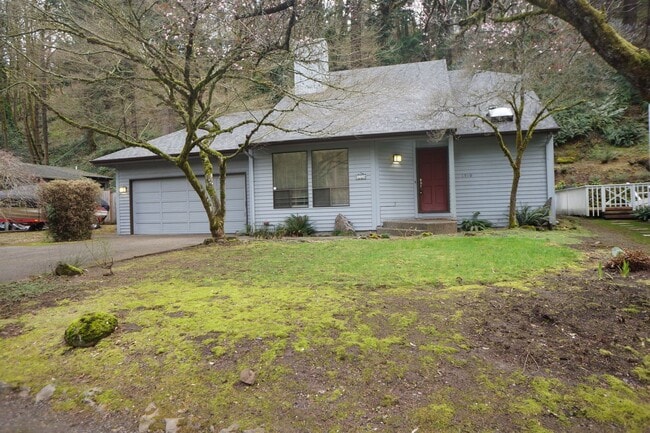 Photo - Lake Oswego South Shore Side Traditional