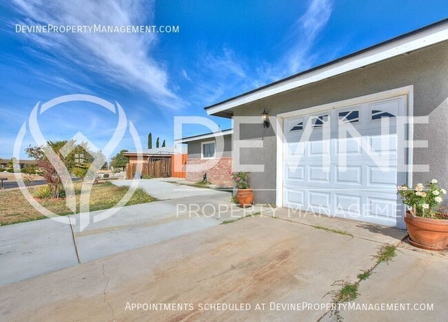Photo - 15044 Redondo Dr