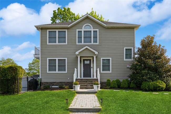 Photo - 300 Fiddler Ln