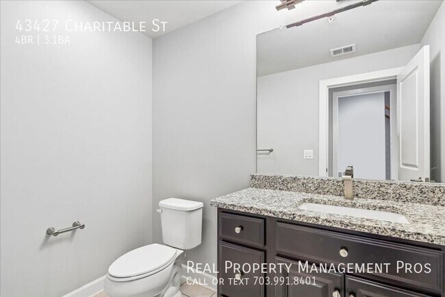 Photo - 43427 Charitable St