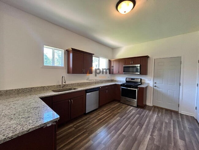 Photo - 13328 Edison St