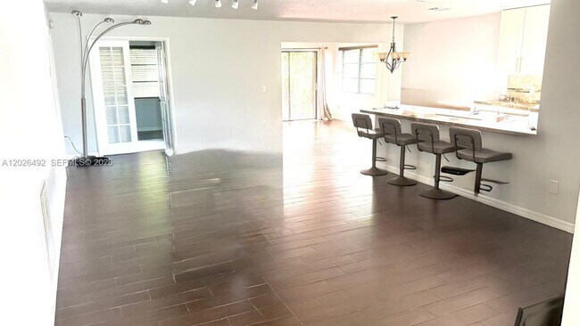 Photo - 2736 Carnation Ct