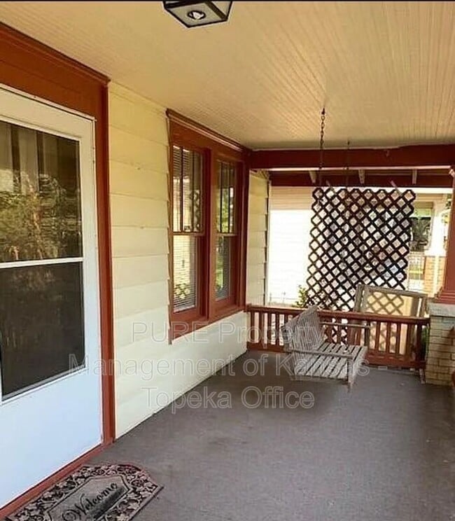 Photo - 2219 SW Huntoon St