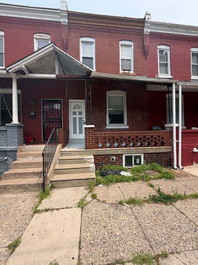 1313 N 51st St