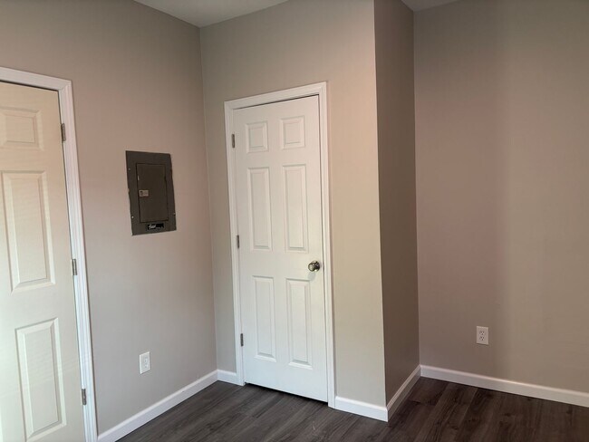 Photo - 1200 N 8th St Unit B