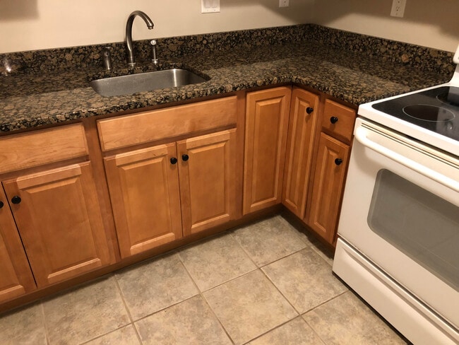 Photo - 100 Grand View Ave Unidad 9A