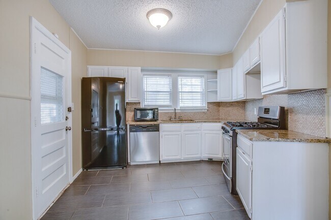 Photo - Pre-leasing for July!