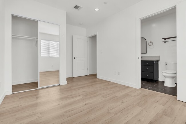 Photo - 1846 S Curson Ave