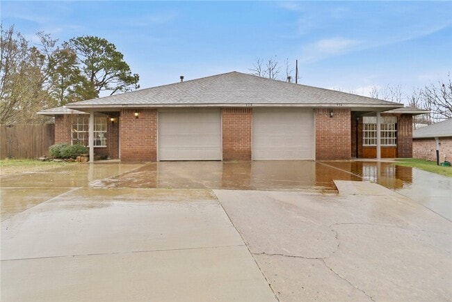 Photo - 932 S Curtis Ave