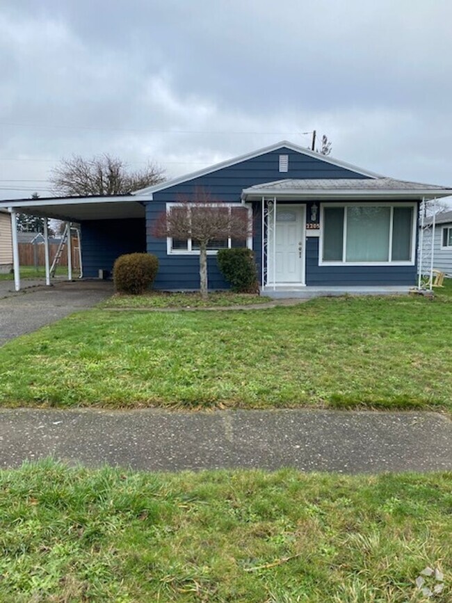 Building Photo - Updated 3 BD and 1 BA house in Tacoma! All...