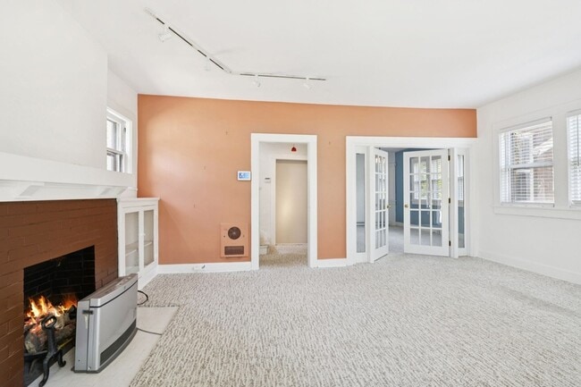 Photo - 1604 17th Ave S