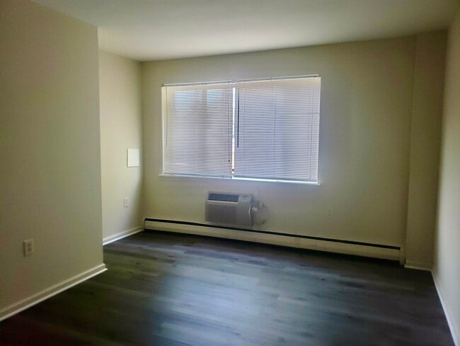 Photo - 2318 Glendale Terrace Unit A1
