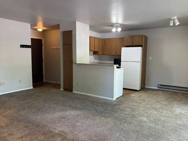 Photo - 524 W Laurel St Unit B