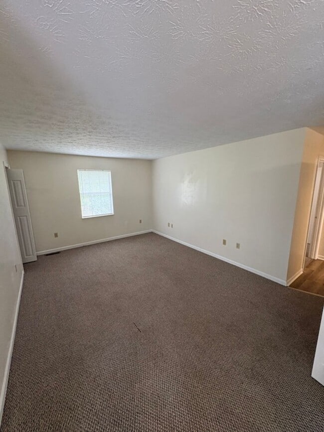 Photo - 812 Universal St Unit 812 US - 2