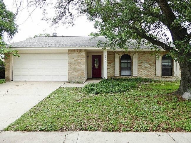Building Photo - 4406 Kinloch Dr