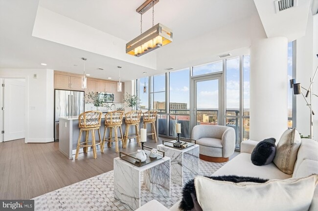 Photo - 930 Rose Ave Unit 1905