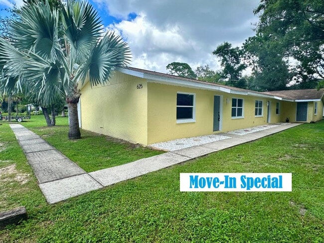Building Photo - 625 4th Ave N Rental