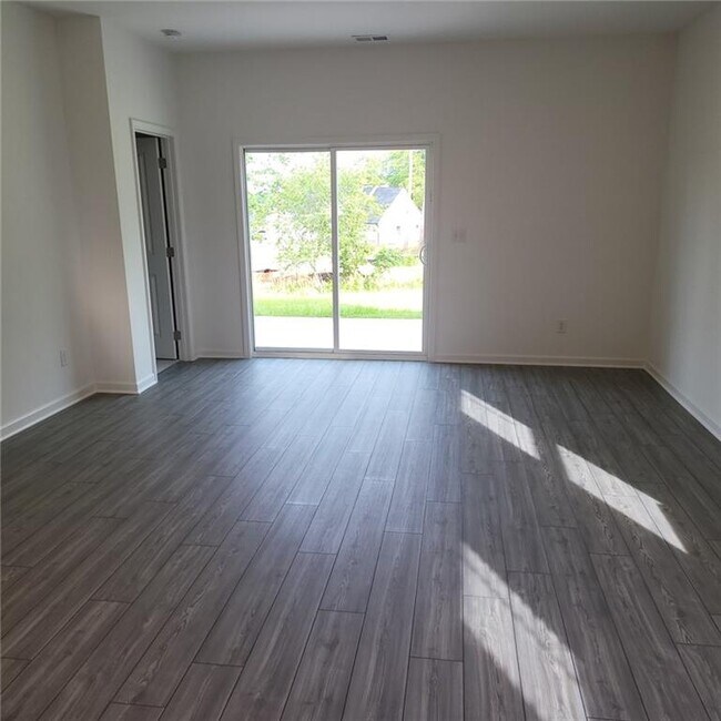 448 Golden Eagle Pkwy