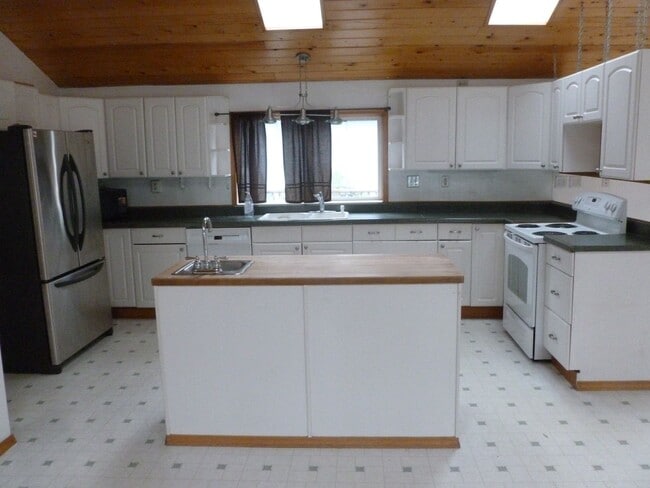 Photo - 616 Willow St Unit 616 Willow Street  A