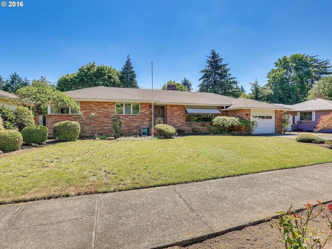 Great 3br/1.5ba home in Northeast Portland - Great 3br/1.5ba home in Northeast Portland