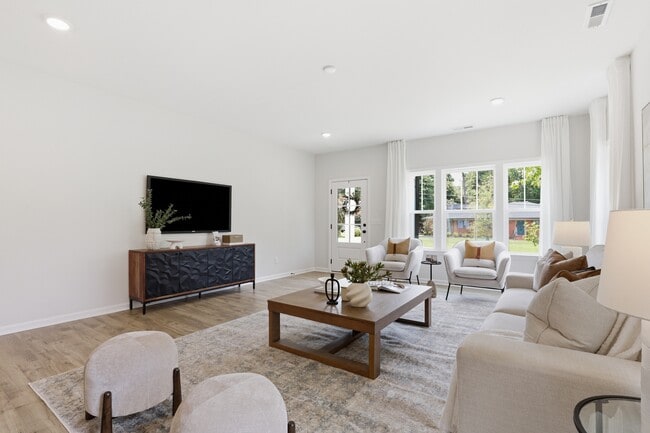 Photo - 3306 Campbell Dr