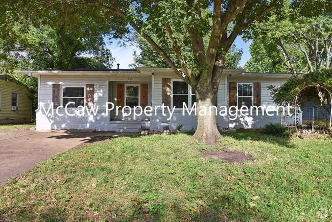 Building Photo - 1520 Hilltop Dr Rental