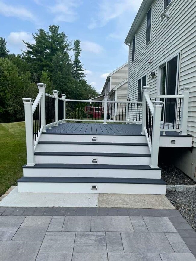 Photo - 9 Sunblaze Dr