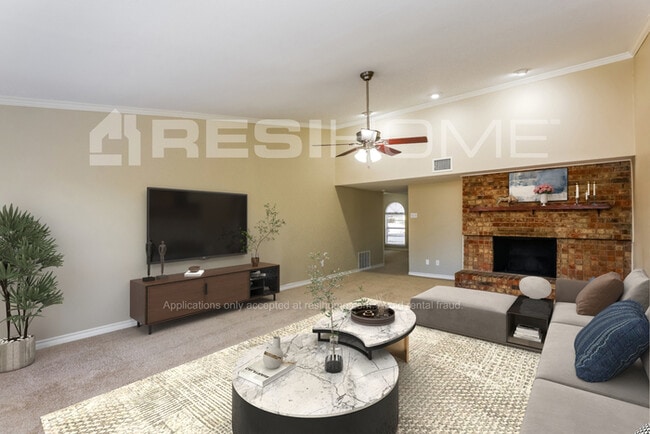 Photo - 2917 Rolling Hills Dr