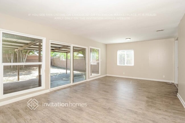 Photo - 16308 Stare St