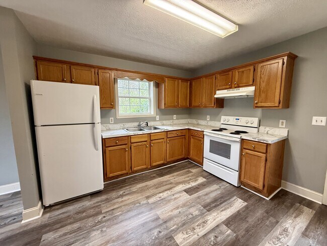 Photo - 709 W Columbia St