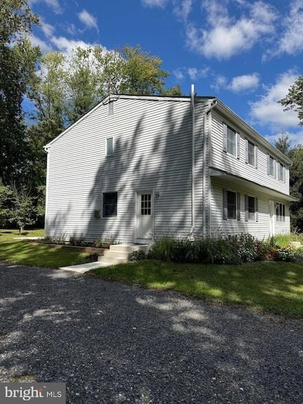 6025 Honey Hollow Rd
