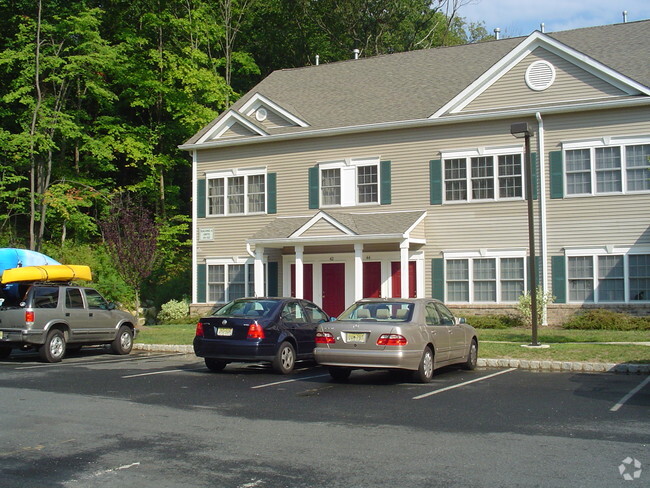 Building Photo - Jefferson Ridge Apartments