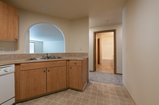 Photo - Clark Avenue Apartments