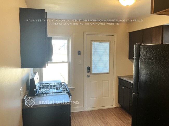 Photo - 8035 S Richmond St