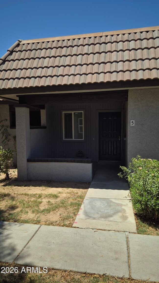 9009 W Elm St