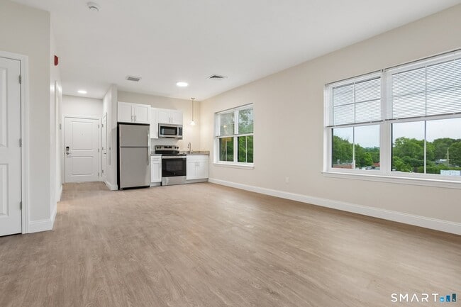 Photo - 55 Steele Blvd Unit 305
