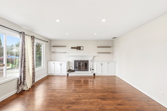 Photo - Spacious 4-Bedroom Chemawa Park Home with Fireplace, Bonus Room & Large Yard