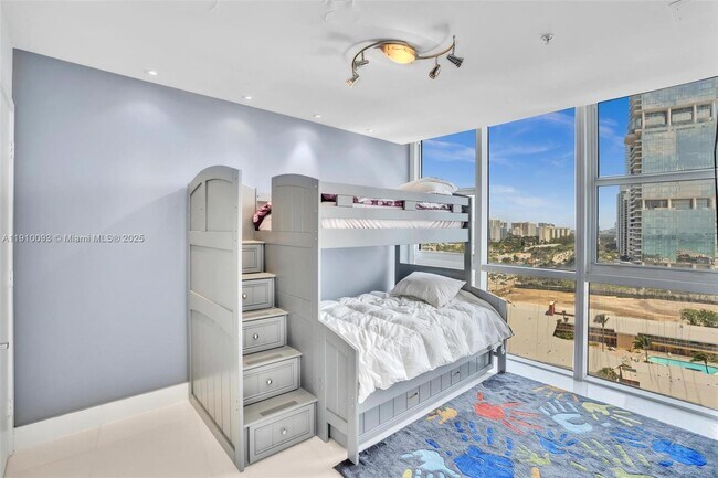 Photo - 18201 Collins Ave Unit 1502