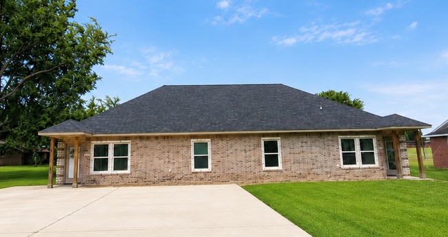 Photo - 440 Chestnut Dr Unit 2