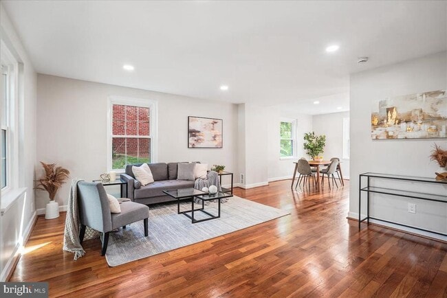 Photo - 4642 31st Rd S