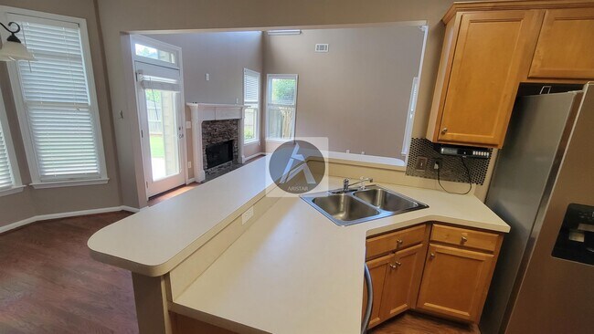 Photo - 223 Elmbrook Ln