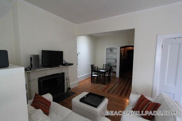 Photo - 2 Joy St Unit 9