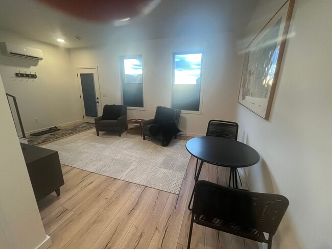 Photo - 2989 S 30th Ave Unidad 2989 S 30th ADU