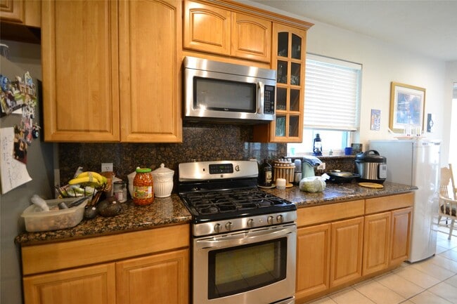 Photo - 12110 Laurel Ct