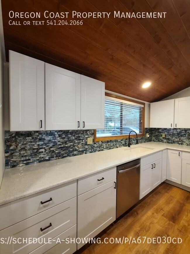 Photo - 175 The Pines