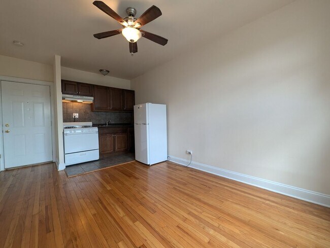 2715 N Milwaukee Ave Unit Spaulding-312