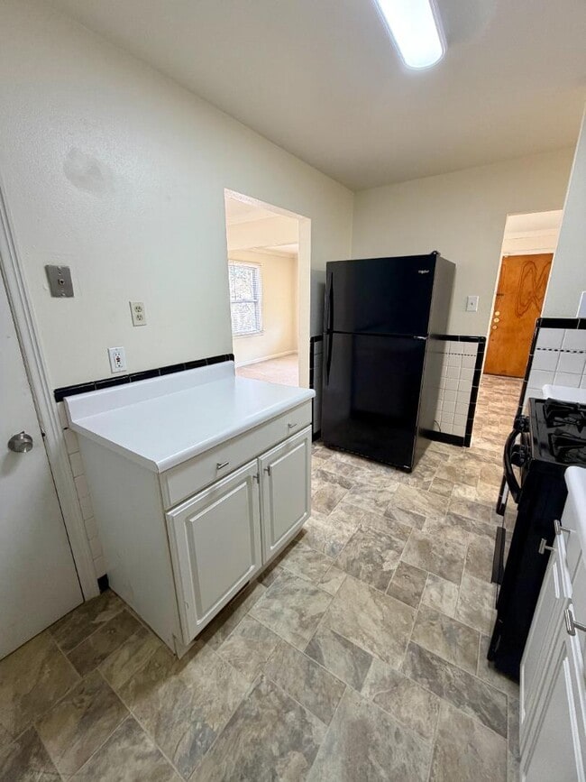 1215 Bliss Dr