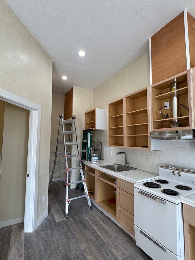 Photo - 902 S 29th Ave Unit B